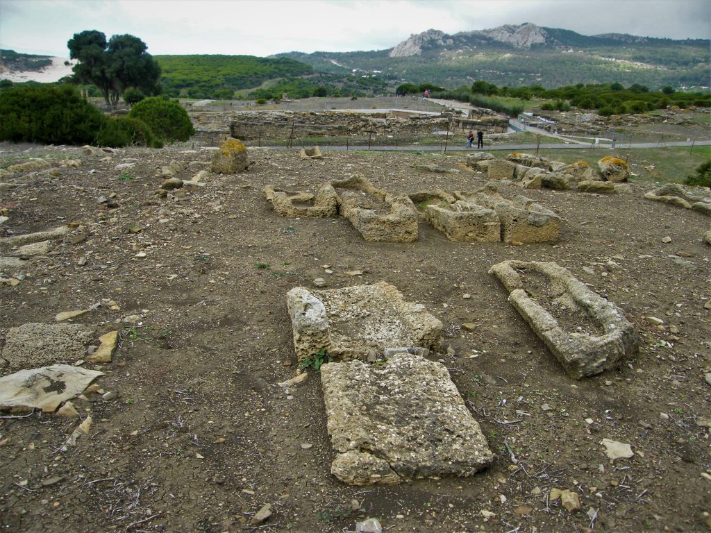 tumbas-necropolis-romana-baelo-claudia-cadiz