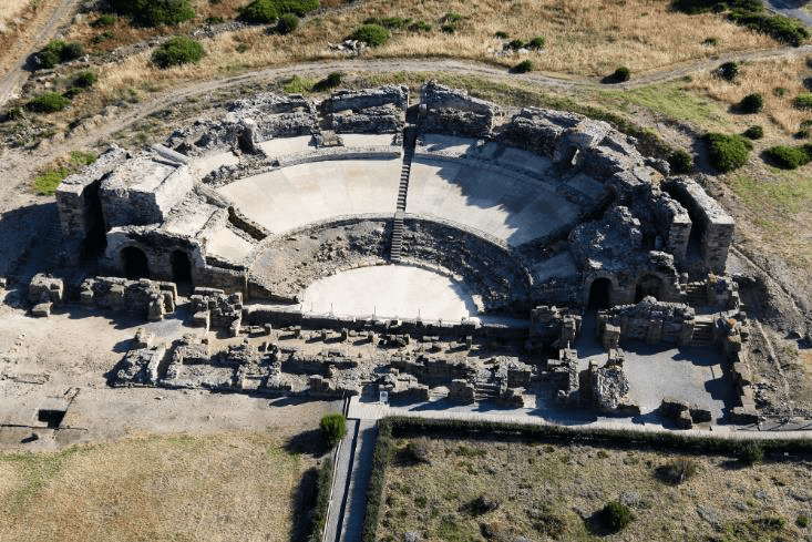 vista-aerea-teatro-romano-baelo-claudia