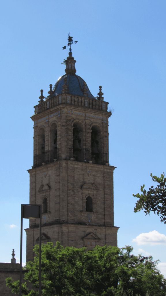 torre-campanario-iglesia