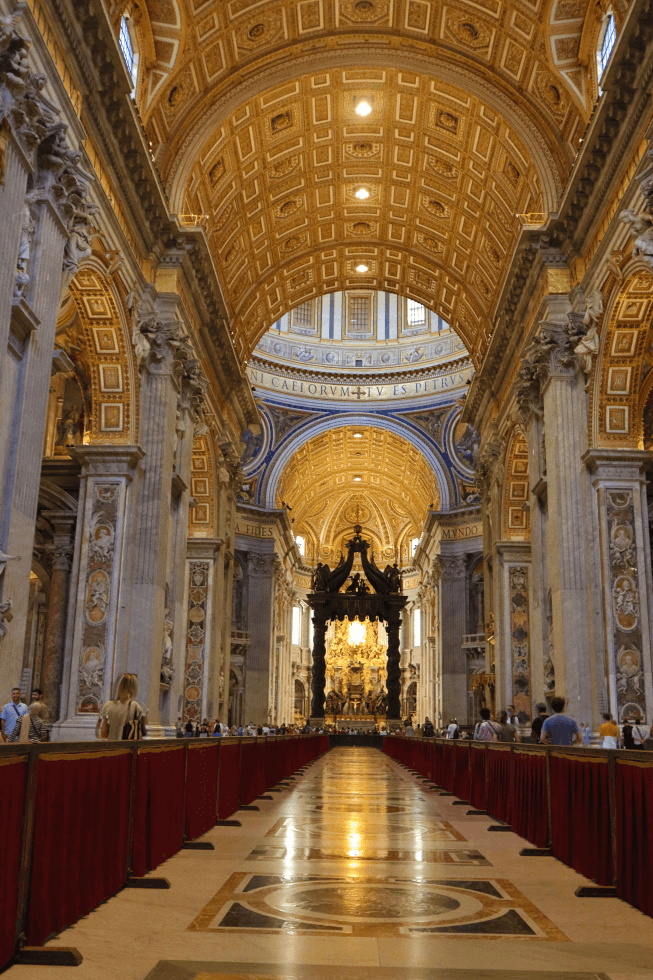 interior-basilica-san-pedro