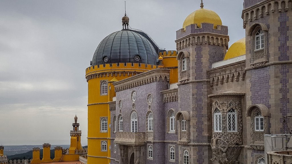 palacio-nacional-da-pena-portugal